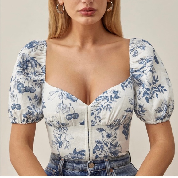 COPY - Reformation Rome Linen Top - Picture 1 of 8